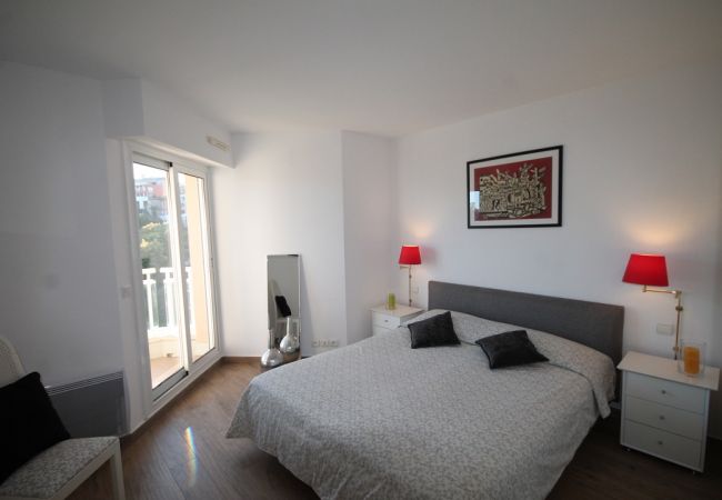 Appartement à Mandelieu-la-Napoule - HSUD0207-Syrius1